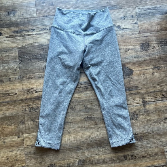 Lululemon Womens True Self Crop II Heathered Slate Grey Leggings Size 4 - Picture 1 of 7